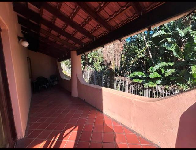 2 BEDROOM APARTMENT FOR SALE IN LEISURE BAY